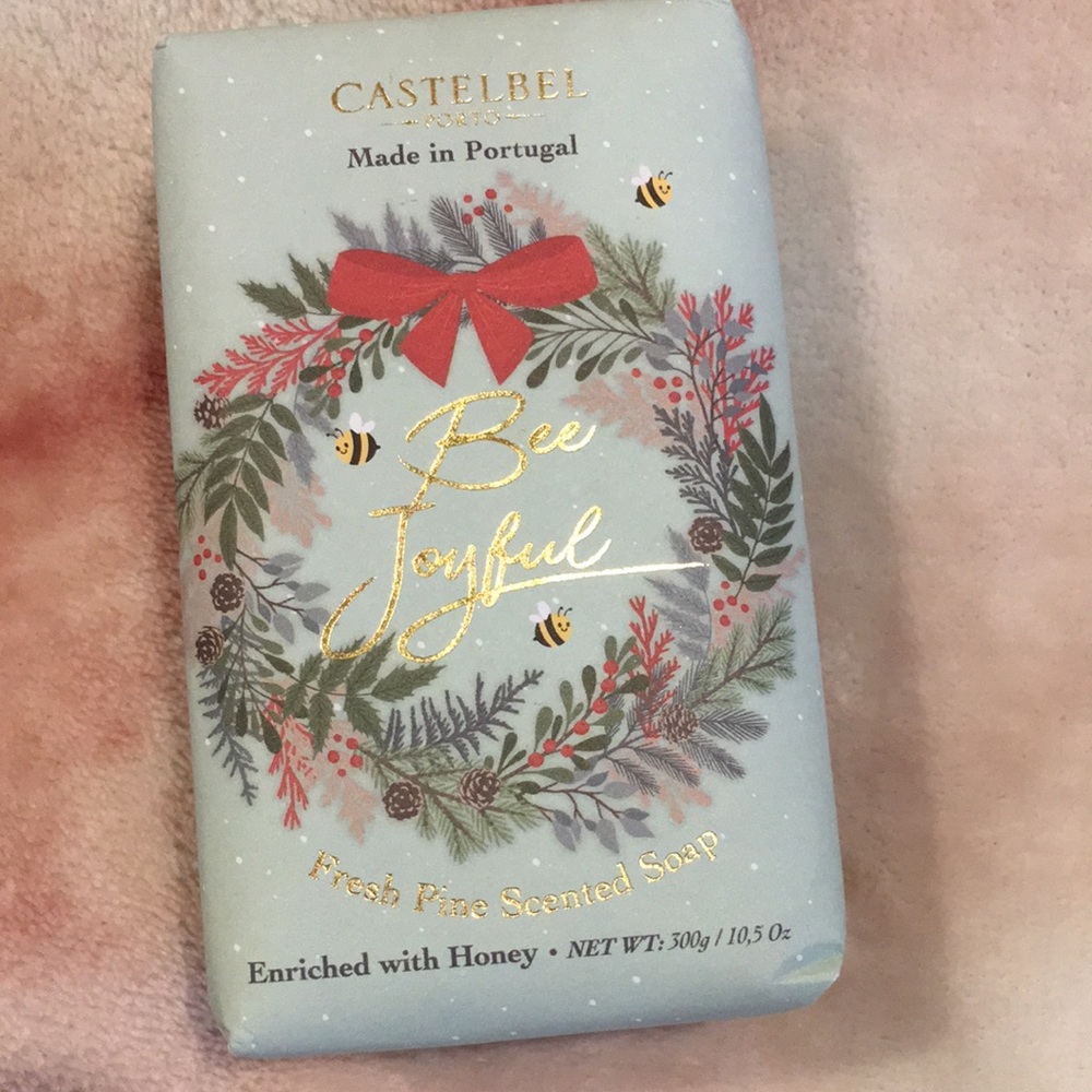 Castelbel Porto Christmas Holiday Scented Bee Joyful Fresh Pine Honey Soap NWT